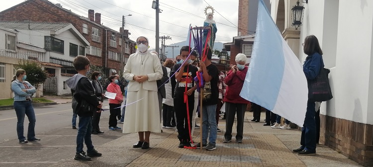 saliendo
