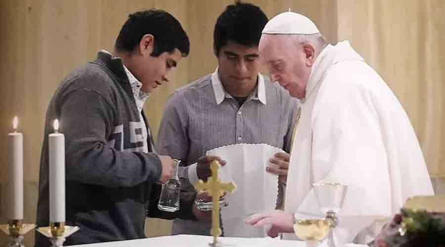 https://arquimedia.s3.amazonaws.com/256/noticias/jovenescentrodiasanvicente-10012020jpg.jpg