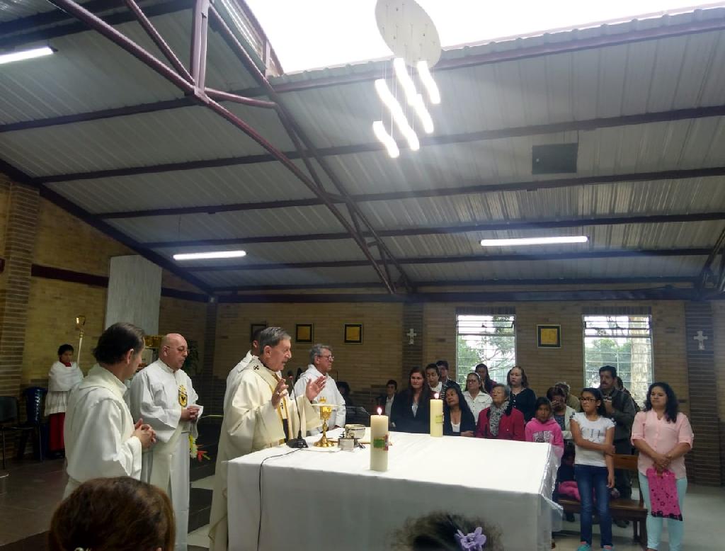 Templo Celebracion eucaristia